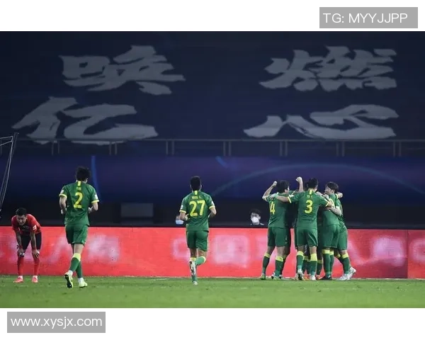 陕西大秦与上海上港激战正酣谁能在中超赛场上笑到最后